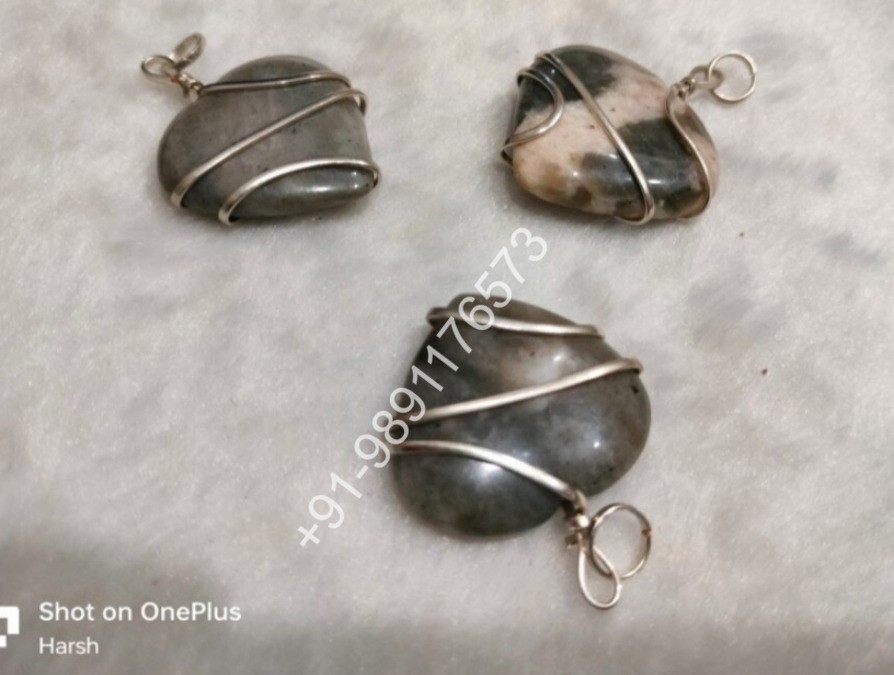 CATS EYE HEART WRAPING PENDANT